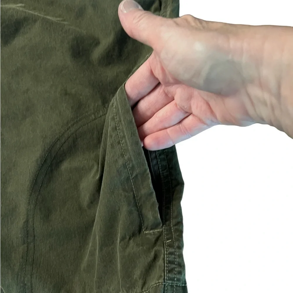 KUHL MENS PATINA TIE DYE ADVENTURE SHORTS SIZE 38